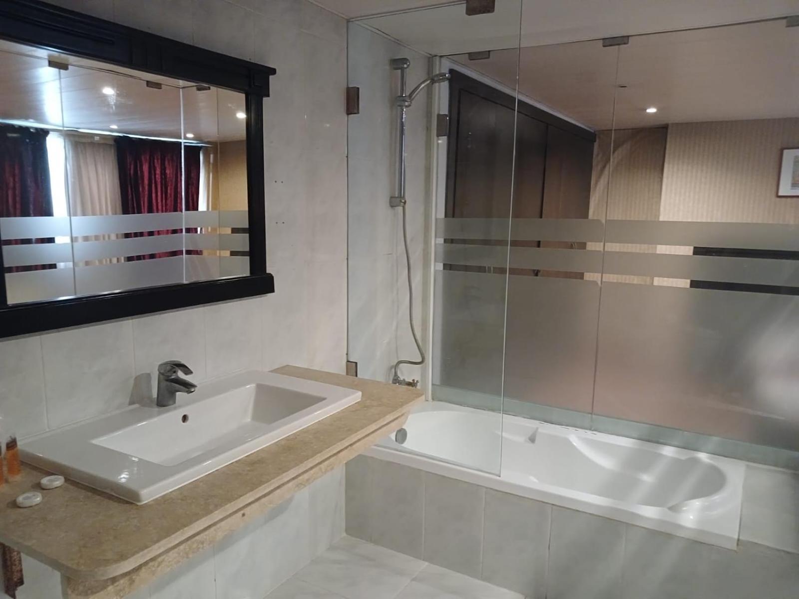Caesar'S Park Hotel Bejrut Zewnętrze zdjęcie