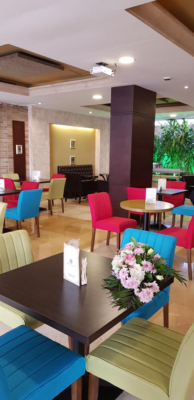 Caesar'S Park Hotel Bejrut Zewnętrze zdjęcie