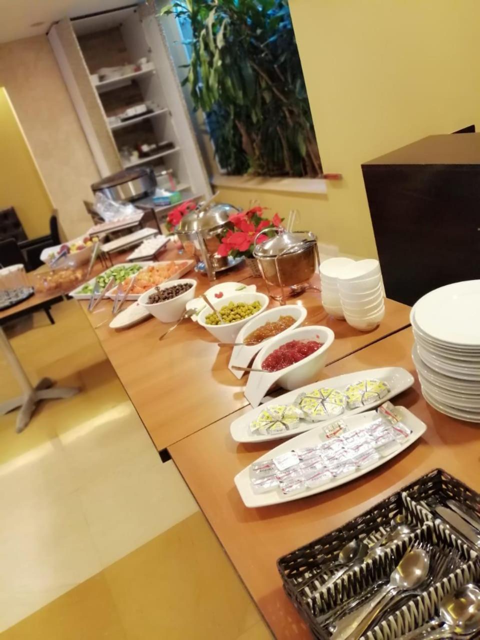 Caesar'S Park Hotel Bejrut Zewnętrze zdjęcie