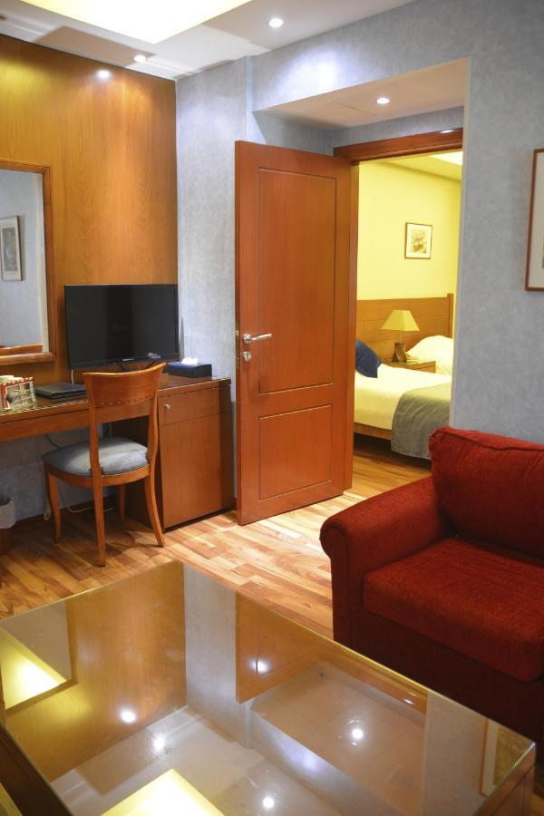 Caesar'S Park Hotel Bejrut Zewnętrze zdjęcie